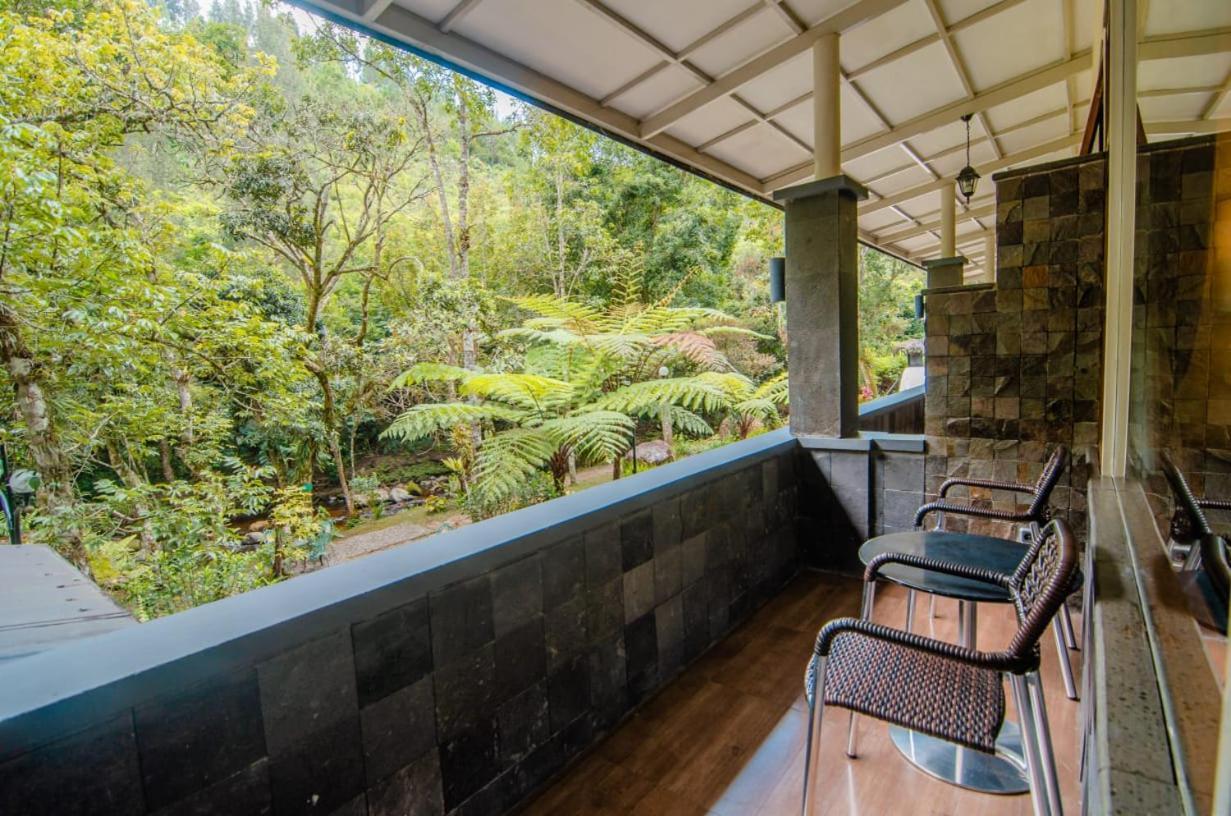 Taman Simalem Resort Tongging Esterno foto