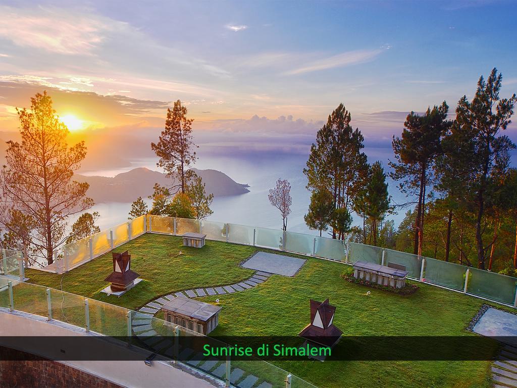 Taman Simalem Resort Tongging Esterno foto