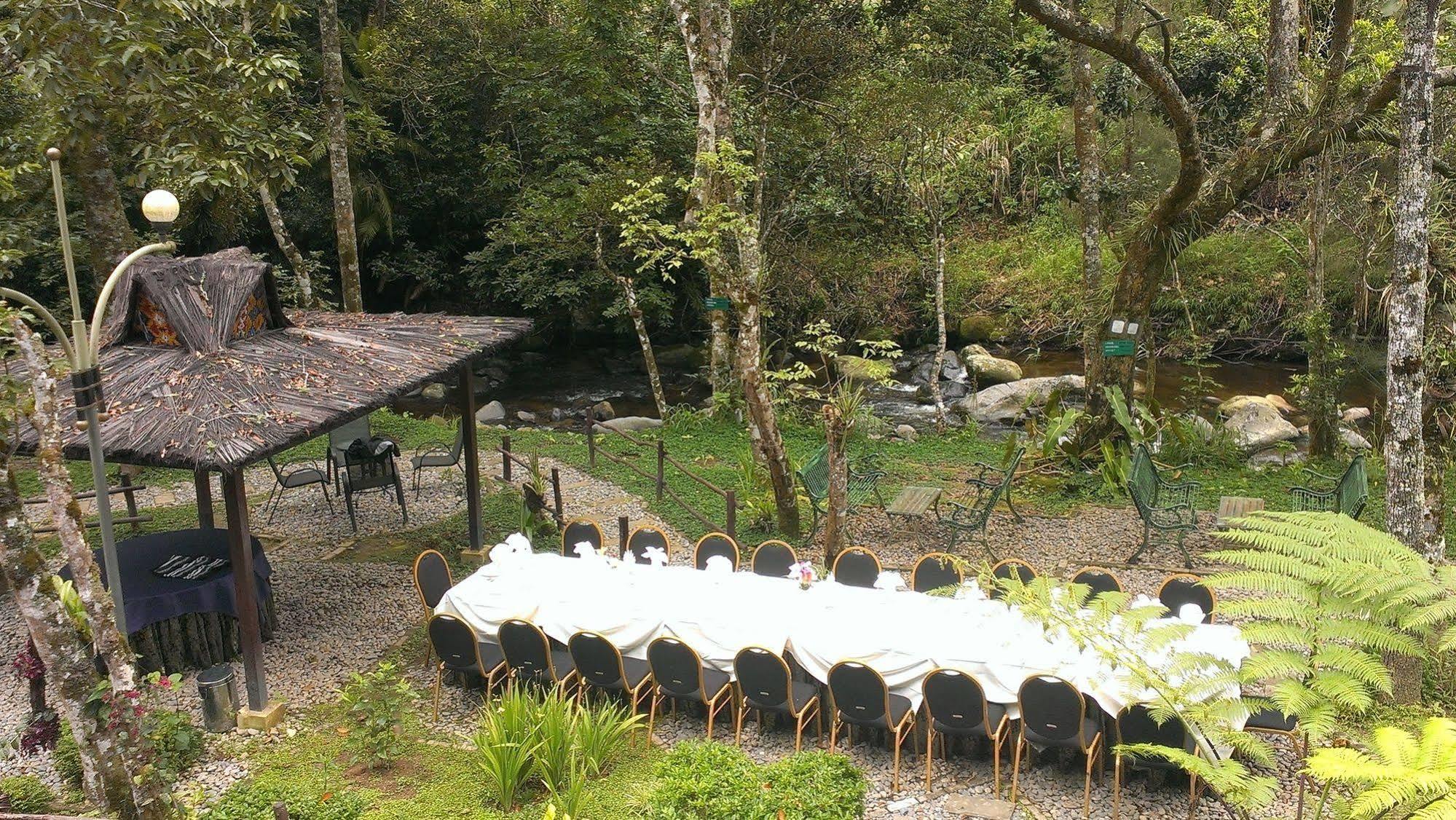 Taman Simalem Resort Tongging Esterno foto
