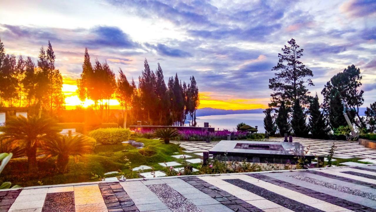 Taman Simalem Resort Tongging Esterno foto
